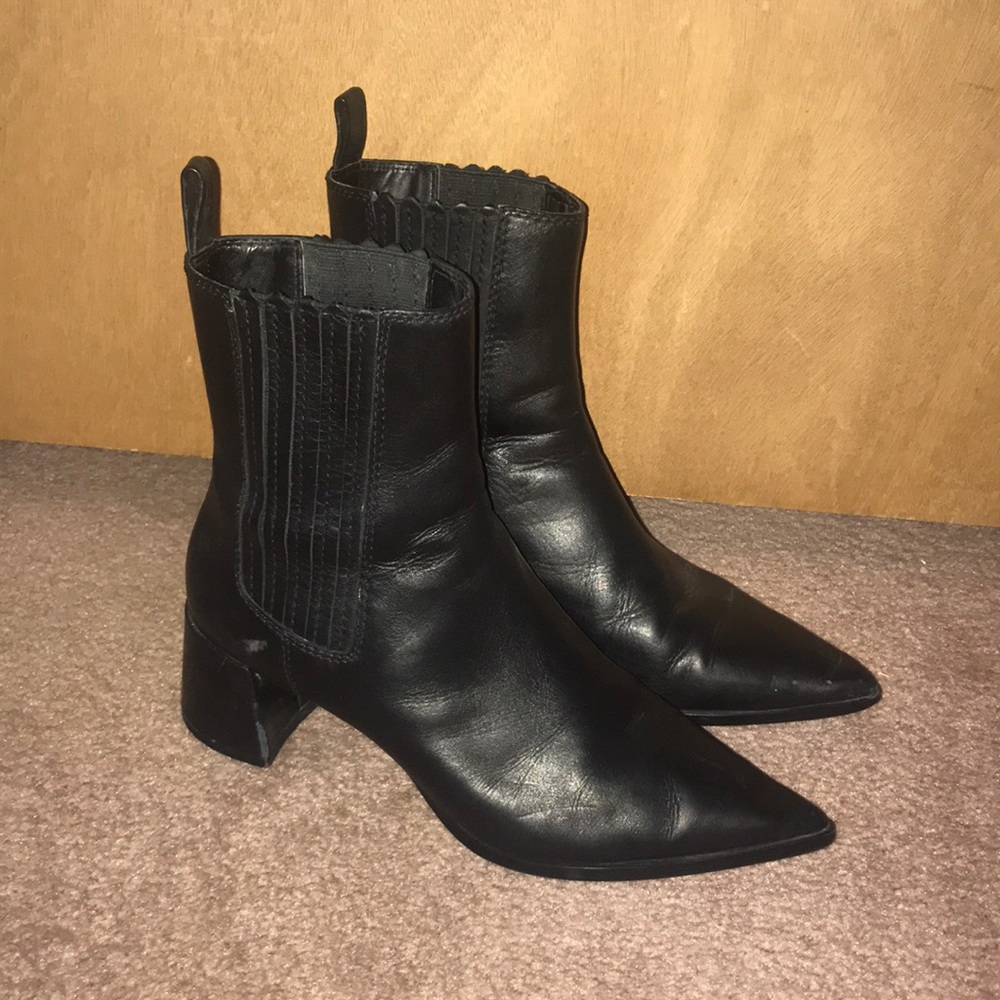 Zara black pointed toe Chelsea ankle boots